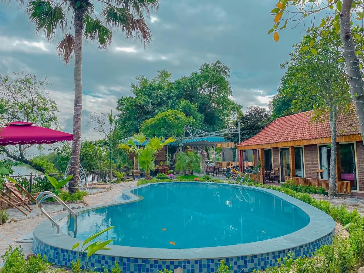 D&D Riverside Homestay Xuan Son Dış mekan fotoğraf
