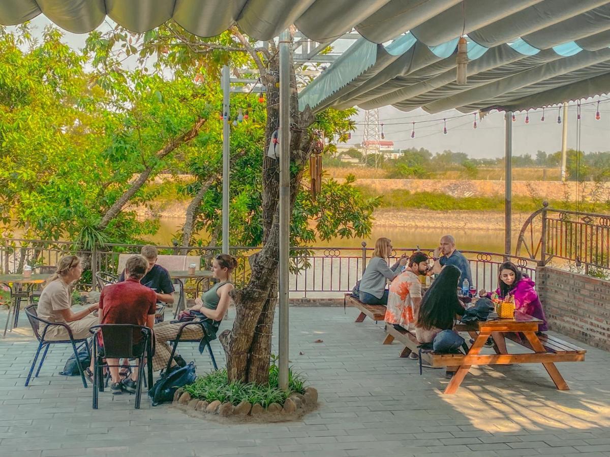 D&D Riverside Homestay Xuan Son Dış mekan fotoğraf
